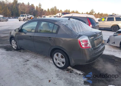 2009 Nissan Sentra 2.0S z USA, uszkodzony, nr VIN 3N1AB61E99L697599